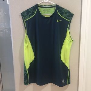 Nike pro combat vented tank top